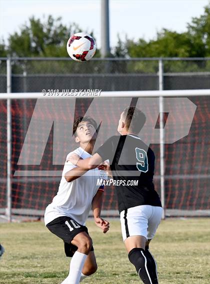 Thumbnail 2 in Cimarron-Memorial vs Palo Verde photogallery.