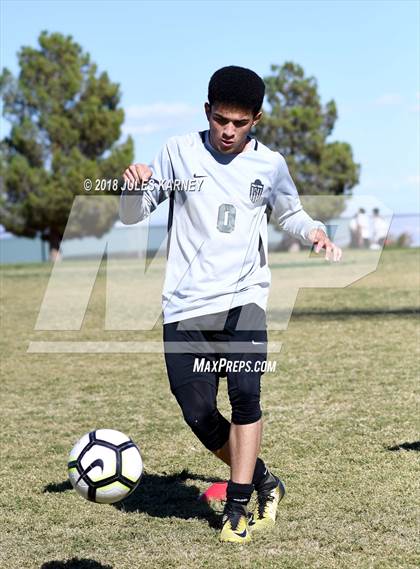 Thumbnail 2 in Cimarron-Memorial vs Palo Verde photogallery.