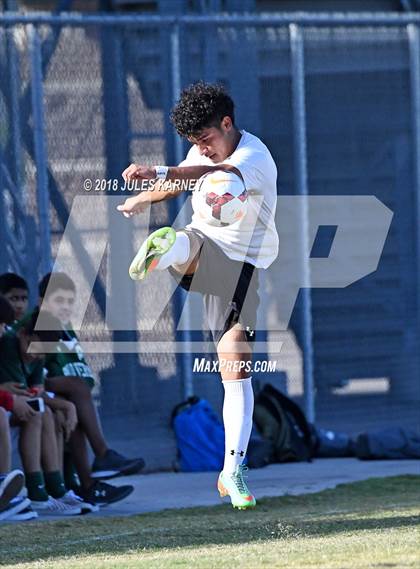 Thumbnail 3 in Cimarron-Memorial vs Palo Verde photogallery.