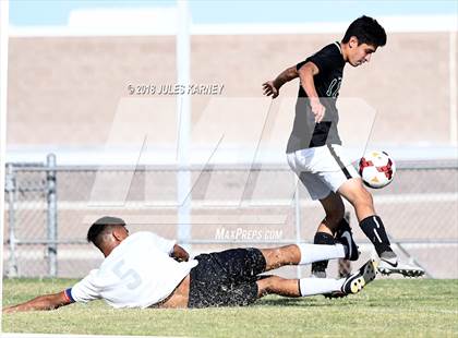 Thumbnail 3 in Cimarron-Memorial vs Palo Verde photogallery.