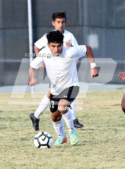 Thumbnail 2 in Cimarron-Memorial vs Palo Verde photogallery.
