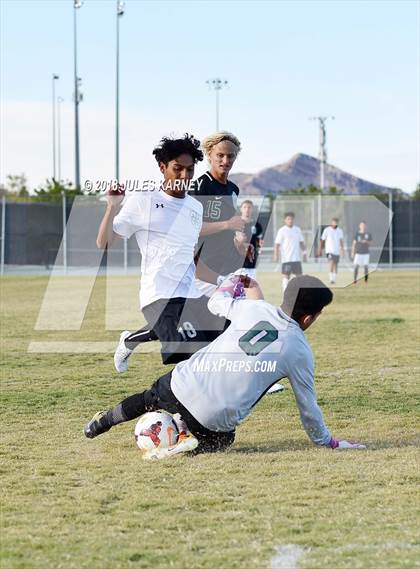 Thumbnail 2 in Cimarron-Memorial vs Palo Verde photogallery.