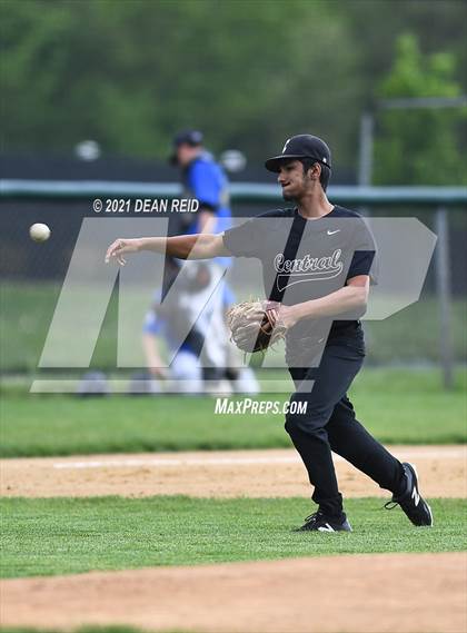 Thumbnail 3 in Lincoln-Way Central @ Lincoln-Way East photogallery.