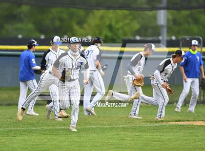 Thumbnail 2 in Lincoln-Way Central @ Lincoln-Way East photogallery.
