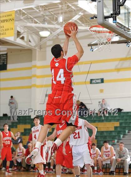 Thumbnail 2 in Loudon vs. Corbin (Knoxville Catholic Pilot Tournament) photogallery.
