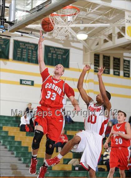 Thumbnail 2 in Loudon vs. Corbin (Knoxville Catholic Pilot Tournament) photogallery.