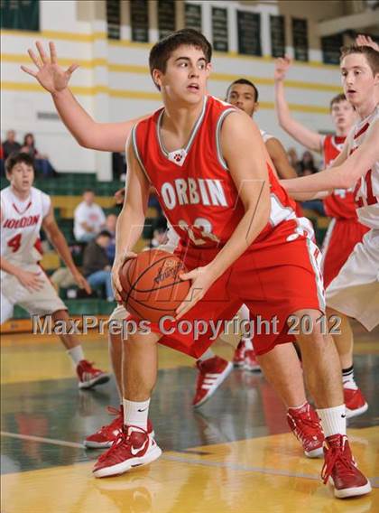 Thumbnail 1 in Loudon vs. Corbin (Knoxville Catholic Pilot Tournament) photogallery.
