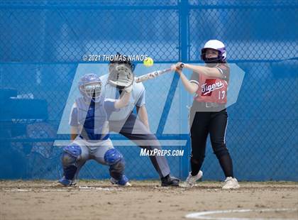 Thumbnail 2 in Tourtellotte @ Lyman Memorial photogallery.