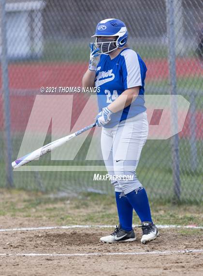 Thumbnail 3 in Tourtellotte @ Lyman Memorial photogallery.