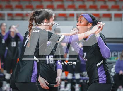 Thumbnail 1 in Horizon vs. Millennium (AIA 5A Final) photogallery.
