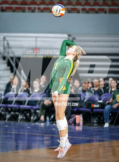 Thumbnail 1 in Horizon vs. Millennium (AIA 5A Final) photogallery.