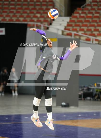 Thumbnail 3 in Horizon vs. Millennium (AIA 5A Final) photogallery.