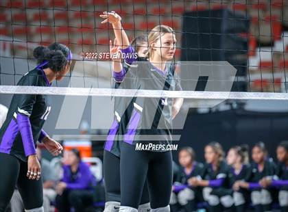 Thumbnail 3 in Horizon vs. Millennium (AIA 5A Final) photogallery.