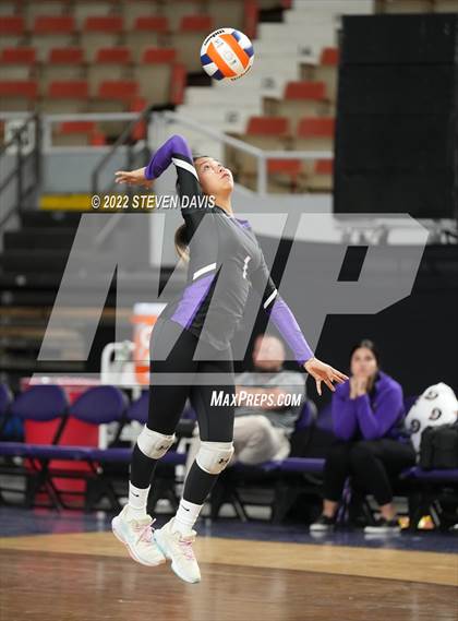 Thumbnail 1 in Horizon vs. Millennium (AIA 5A Final) photogallery.