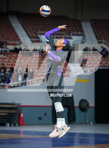 Thumbnail 3 in Horizon vs. Millennium (AIA 5A Final) photogallery.