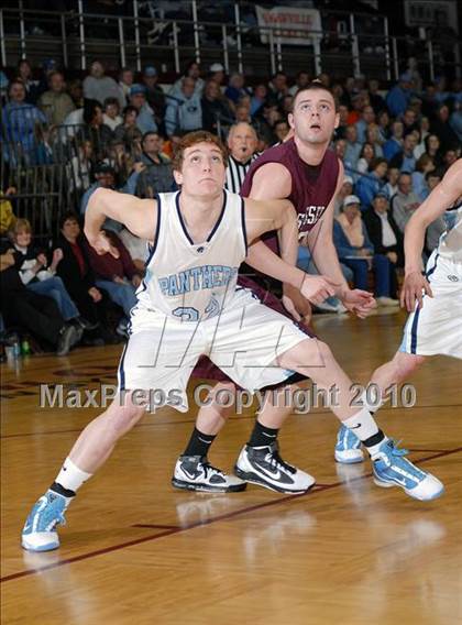 Thumbnail 1 in Sesser-Valier v.  Pinckneyville (Benton Invitational Tournament) photogallery.