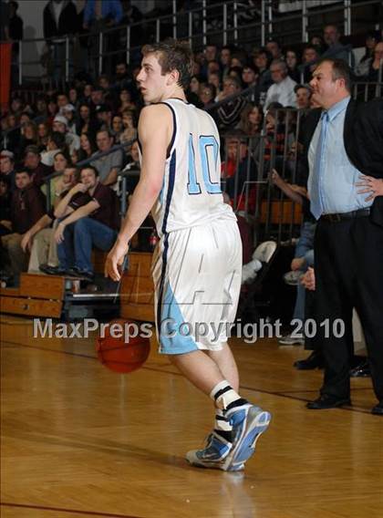 Thumbnail 1 in Sesser-Valier v.  Pinckneyville (Benton Invitational Tournament) photogallery.