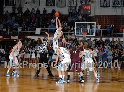 Thumbnail 1 in Sesser-Valier v.  Pinckneyville (Benton Invitational Tournament) photogallery.