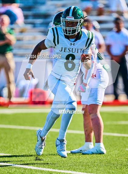 Thumbnail 2 in Strake Jesuit vs. Heights (UIL 6A D2 Football Area) photogallery.