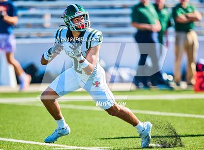 Thumbnail 3 in Strake Jesuit vs. Heights (UIL 6A D2 Football Area) photogallery.