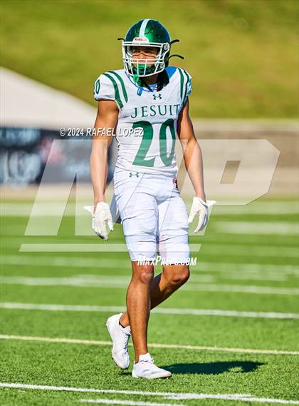 Thumbnail 3 in Strake Jesuit vs. Heights (UIL 6A D2 Football Area) photogallery.