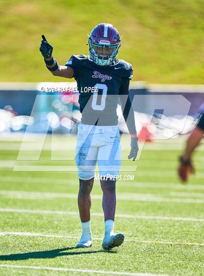 Thumbnail 2 in Strake Jesuit vs. Heights (UIL 6A D2 Football Area) photogallery.