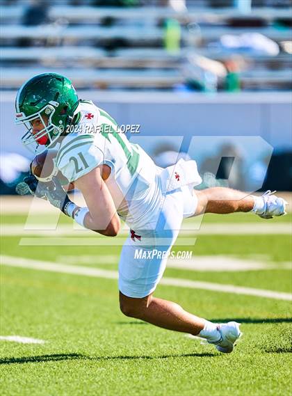 Thumbnail 1 in Strake Jesuit vs. Heights (UIL 6A D2 Football Area) photogallery.