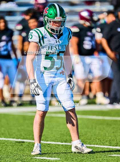 Thumbnail 1 in Strake Jesuit vs. Heights (UIL 6A D2 Football Area) photogallery.