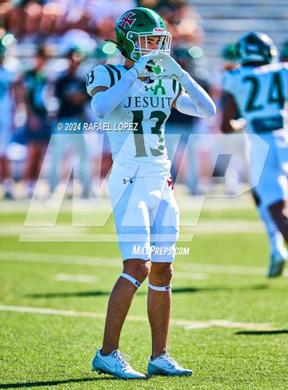 Thumbnail 2 in Strake Jesuit vs. Heights (UIL 6A D2 Football Area) photogallery.