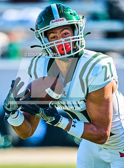 Thumbnail 1 in Strake Jesuit vs. Heights (UIL 6A D2 Football Area) photogallery.