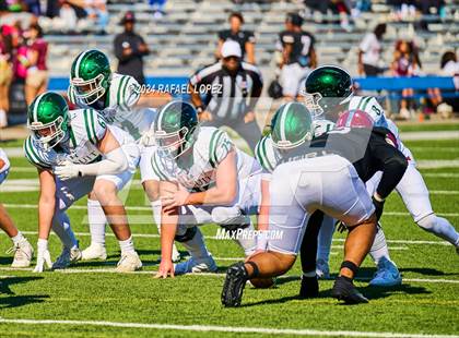 Thumbnail 2 in Strake Jesuit vs. Heights (UIL 6A D2 Football Area) photogallery.