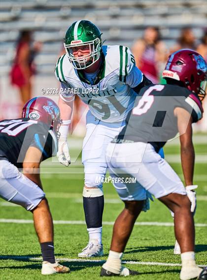 Thumbnail 1 in Strake Jesuit vs. Heights (UIL 6A D2 Football Area) photogallery.