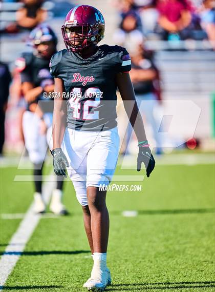 Thumbnail 3 in Strake Jesuit vs. Heights (UIL 6A D2 Football Area) photogallery.