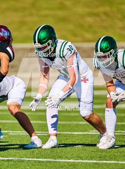 Thumbnail 3 in Strake Jesuit vs. Heights (UIL 6A D2 Football Area) photogallery.