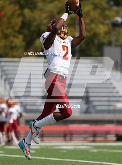 Thumbnail 2 in Central @ Germantown Academy photogallery.