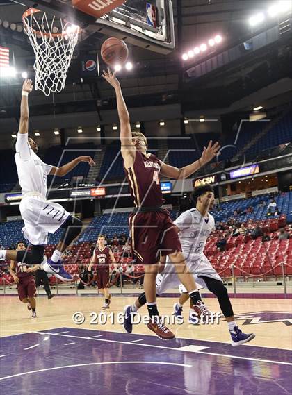 Thumbnail 2 in Sacramento vs. Whitney (CIF SJS D2 Semifinal) photogallery.