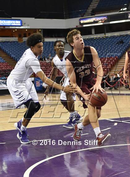 Thumbnail 3 in Sacramento vs. Whitney (CIF SJS D2 Semifinal) photogallery.