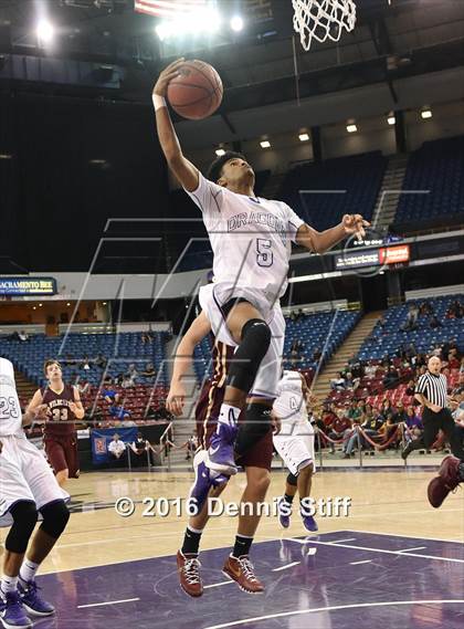 Thumbnail 2 in Sacramento vs. Whitney (CIF SJS D2 Semifinal) photogallery.