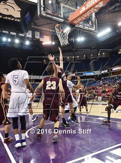Thumbnail 1 in Sacramento vs. Whitney (CIF SJS D2 Semifinal) photogallery.