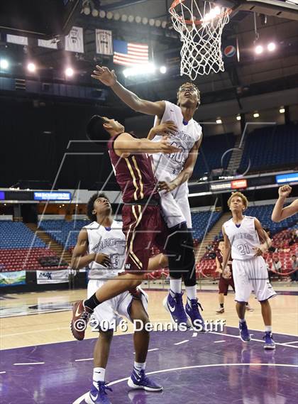 Thumbnail 1 in Sacramento vs. Whitney (CIF SJS D2 Semifinal) photogallery.