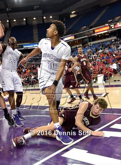 Thumbnail 3 in Sacramento vs. Whitney (CIF SJS D2 Semifinal) photogallery.