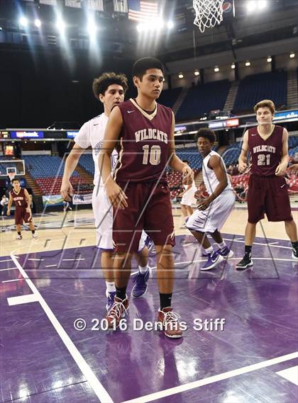 Thumbnail 2 in Sacramento vs. Whitney (CIF SJS D2 Semifinal) photogallery.