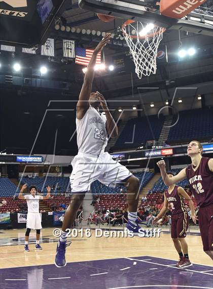 Thumbnail 2 in Sacramento vs. Whitney (CIF SJS D2 Semifinal) photogallery.