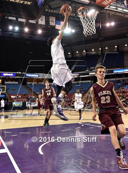 Thumbnail 2 in Sacramento vs. Whitney (CIF SJS D2 Semifinal) photogallery.