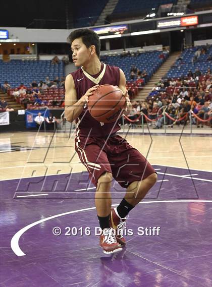 Thumbnail 2 in Sacramento vs. Whitney (CIF SJS D2 Semifinal) photogallery.