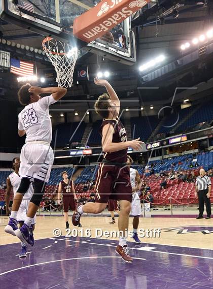 Thumbnail 3 in Sacramento vs. Whitney (CIF SJS D2 Semifinal) photogallery.