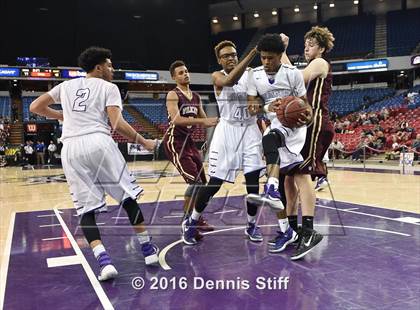 Thumbnail 2 in Sacramento vs. Whitney (CIF SJS D2 Semifinal) photogallery.