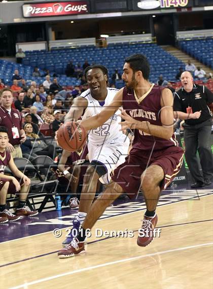 Thumbnail 2 in Sacramento vs. Whitney (CIF SJS D2 Semifinal) photogallery.