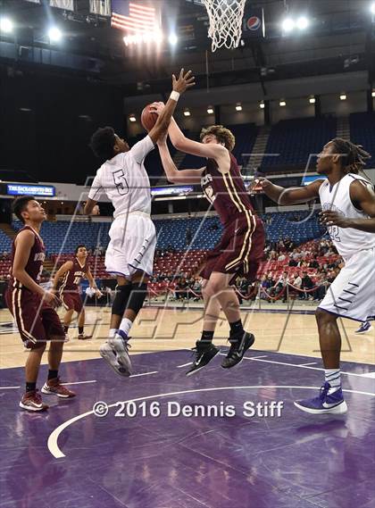 Thumbnail 3 in Sacramento vs. Whitney (CIF SJS D2 Semifinal) photogallery.