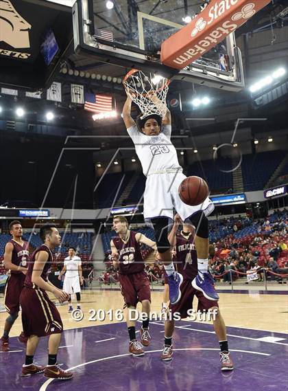 Thumbnail 2 in Sacramento vs. Whitney (CIF SJS D2 Semifinal) photogallery.